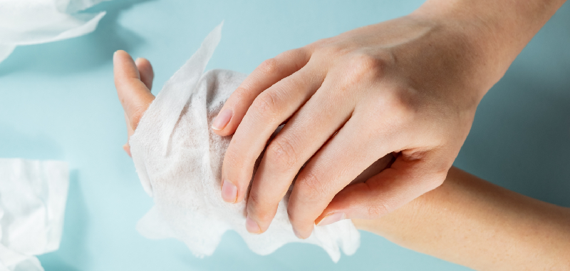 5 Kegunaan Tisu Basah di Kehidupan Sehari-hari